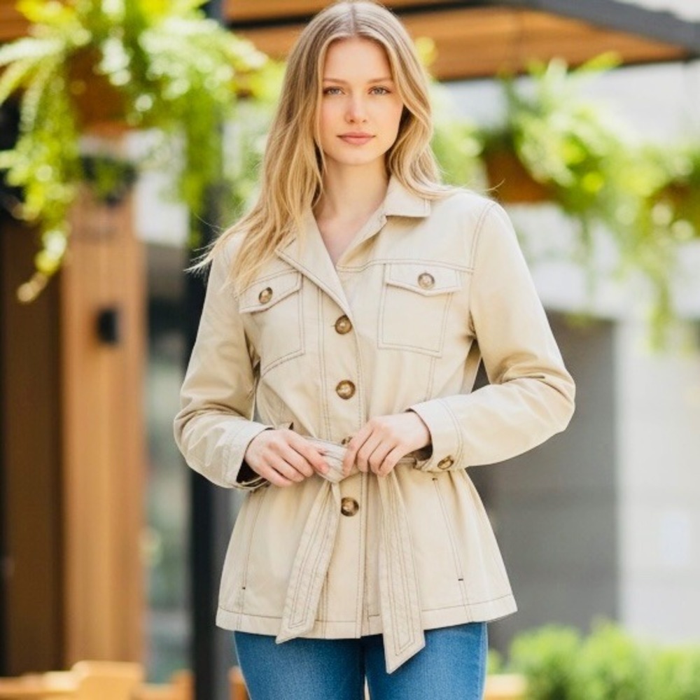 Braetan Women's Belted Lined Beige Collared Jacket Size Large Timeless Outerwear